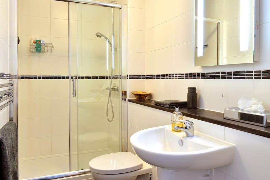 Appartement **Spotless, Bright 2 Double Bed, Period Features** à Bath Extérieur photo